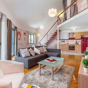 https://deluxe-apartment-marina.primorje-gorskikotar.com